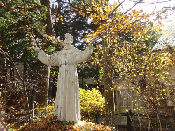 101105_519_軽井沢聖パウロカトリック教会.JPG